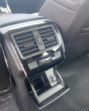 Skoda Superb cena 76900 przebieg: 136000, rok produkcji 2018 z Brzeg Dolny małe 211